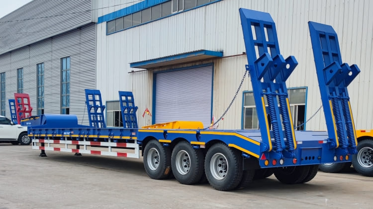 40 Feet 3 Axle Low Bed Trailer Price Manufacturers | Ton Low Bed Semi Trailer in Mozambique