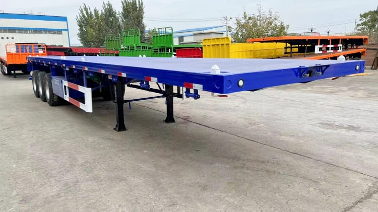 The flatbed trailer